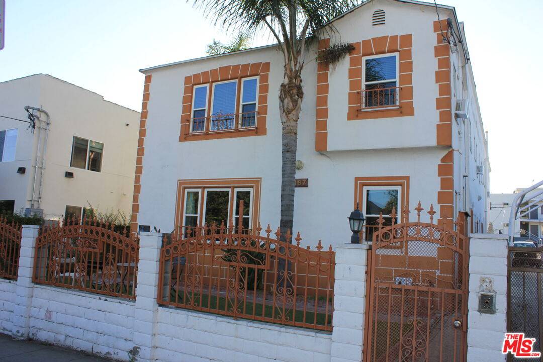 Los Angeles, CA 90029,1167 N Kingsley Dr