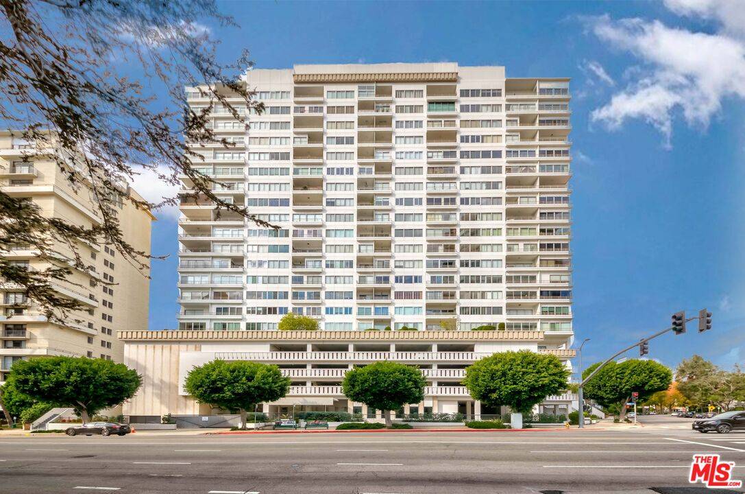 Los Angeles, CA 90024,10501 Wilshire Blvd #1510