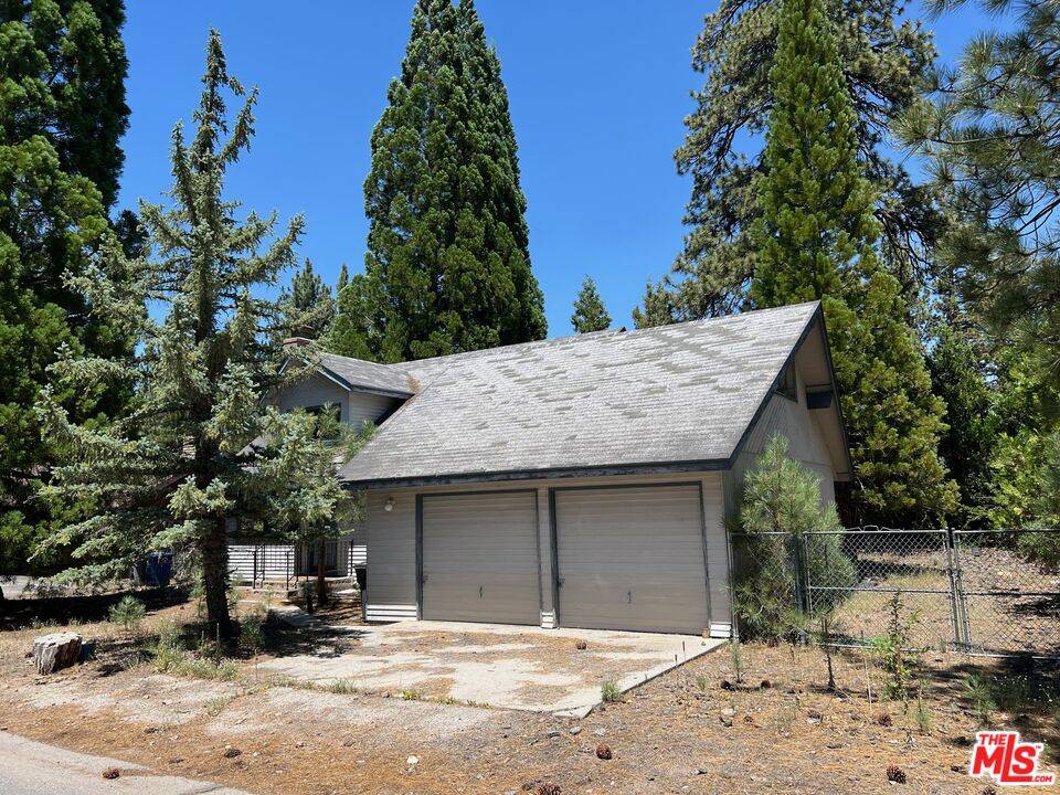 Big Bear Lake, CA 92315,135 N Finch Dr