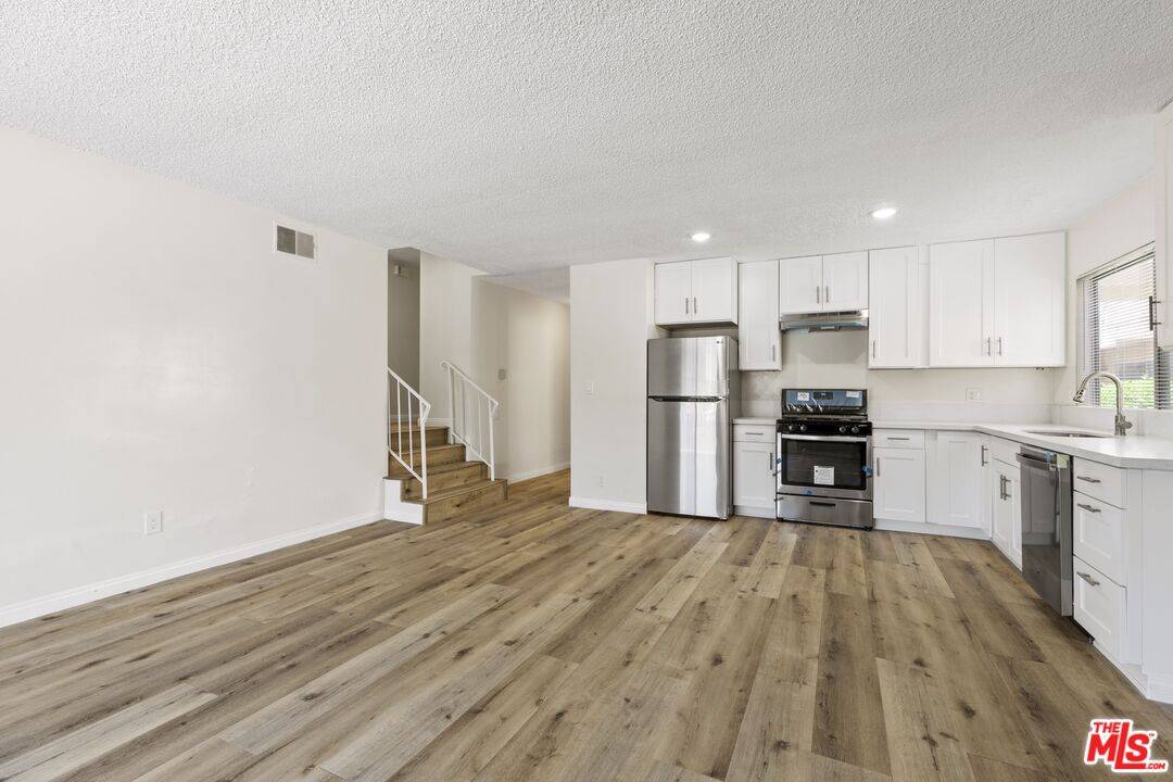 Santa Monica, CA 90404,1538 STANFORD ST #1