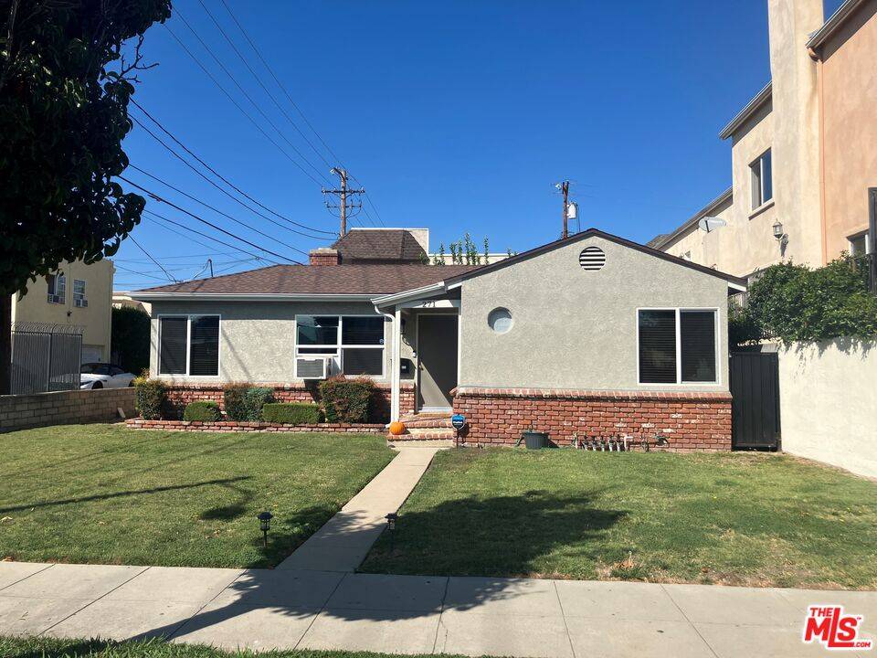 Burbank, CA 91502,271 W Ash Ave