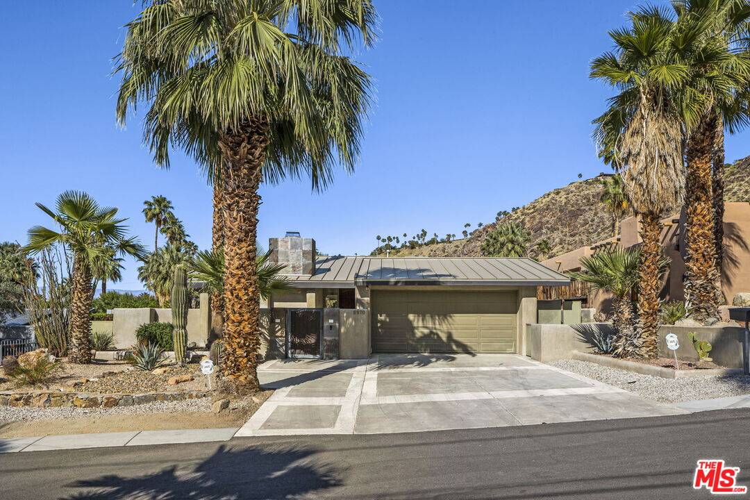 Palm Springs, CA 92264,2270 E Smokewood Ave