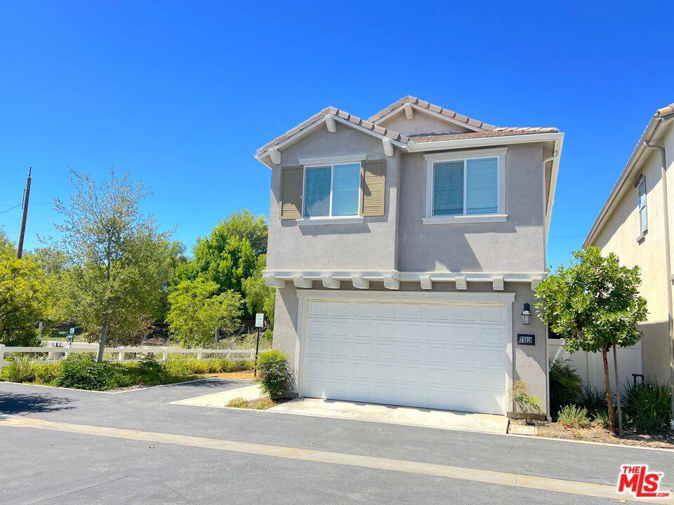 Canoga Park, CA 91304,22818 W Olive Way