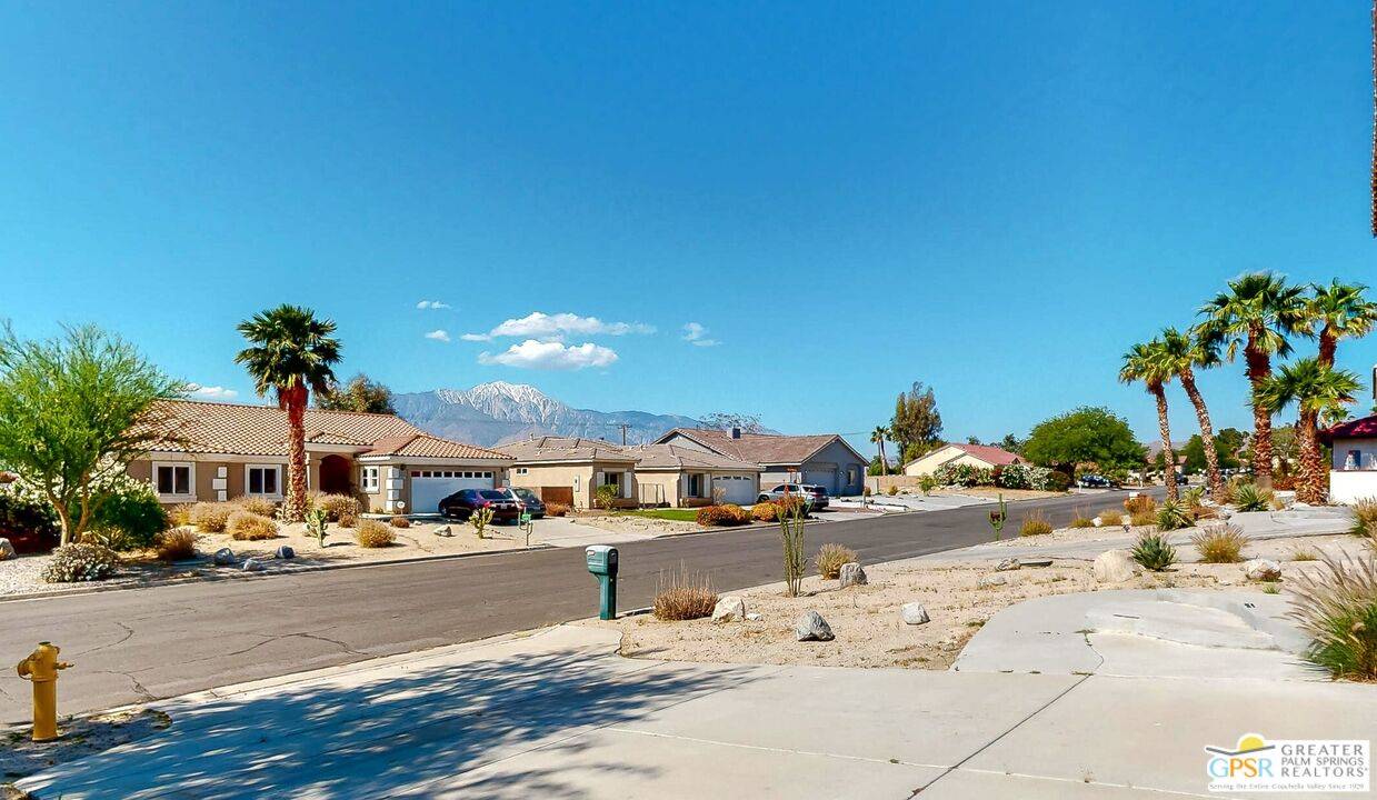 Desert Hot Springs, CA 92240,64514 Brae Burn Ave