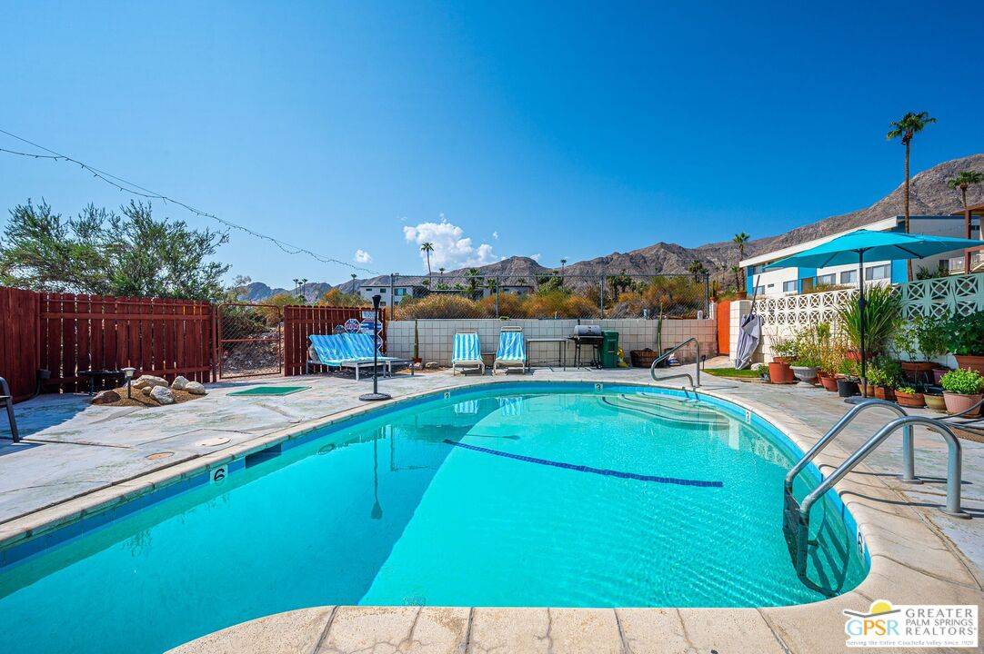 Rancho Mirage, CA 92270,39910 Bird Ln
