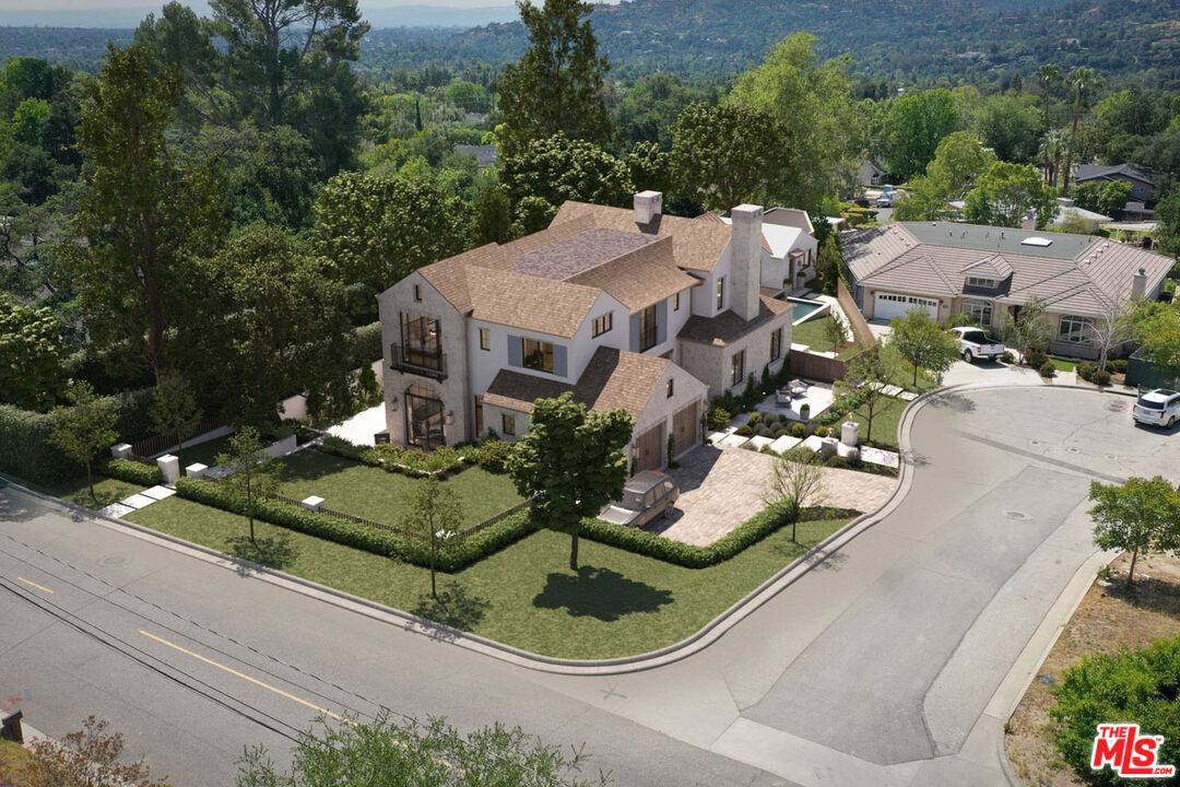 La Canada Flintridge, CA 91011,4720 Olive Ct