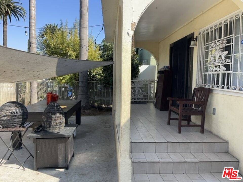 Los Angeles, CA 90047,1722 W 59th Pl