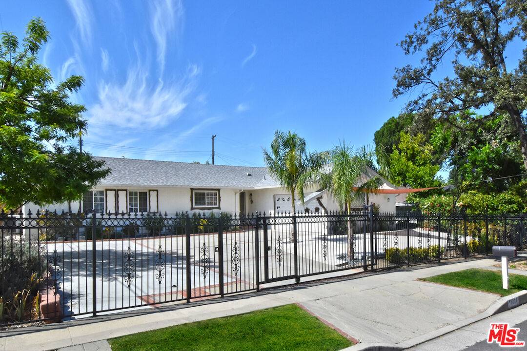 Porter Ranch, CA 91326,18614 Horace St