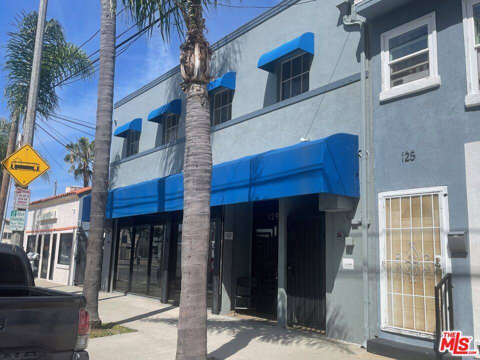 Long Beach, CA 90802,129 W 5th St