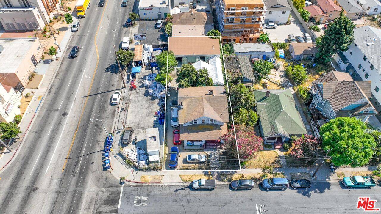 Los Angeles, CA 90018,1408 W 35th St