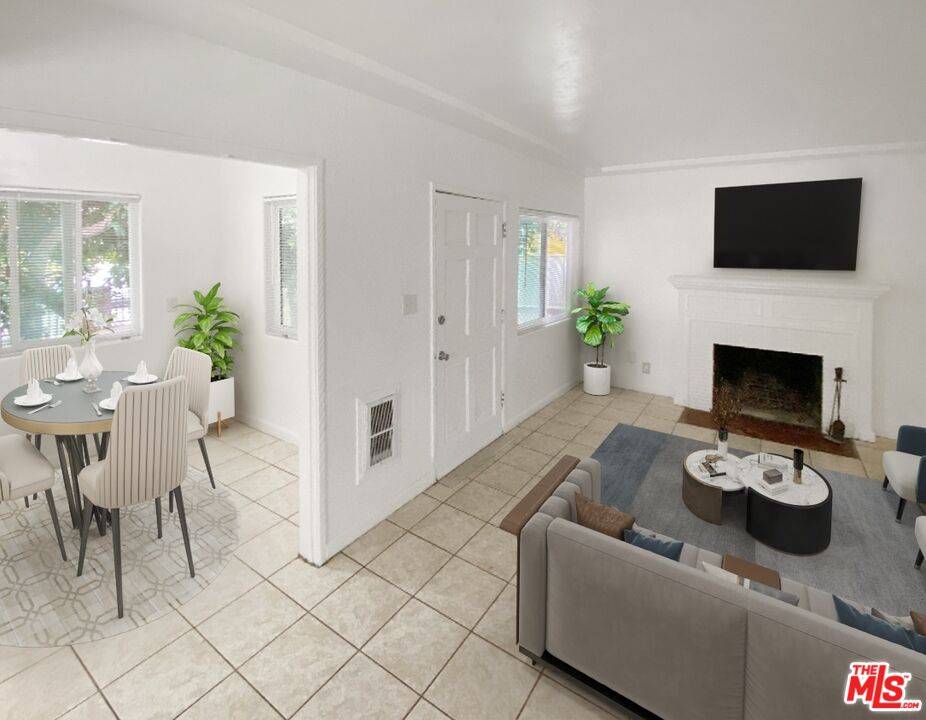 Inglewood, CA 90304,4337 W 106th St