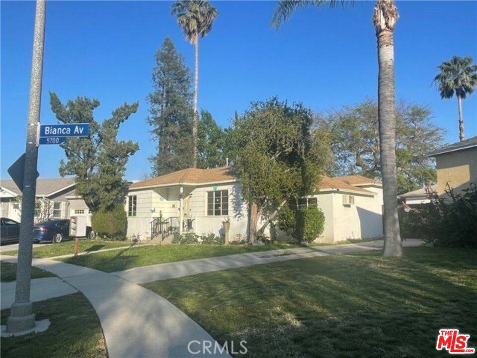 Encino, CA 91316,5708 Bianca Ave