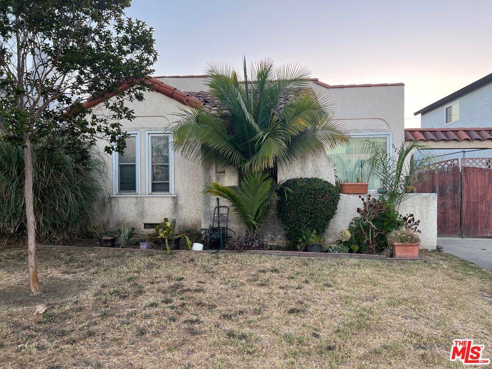 Los Angeles, CA 90047,6721 Cimarron St