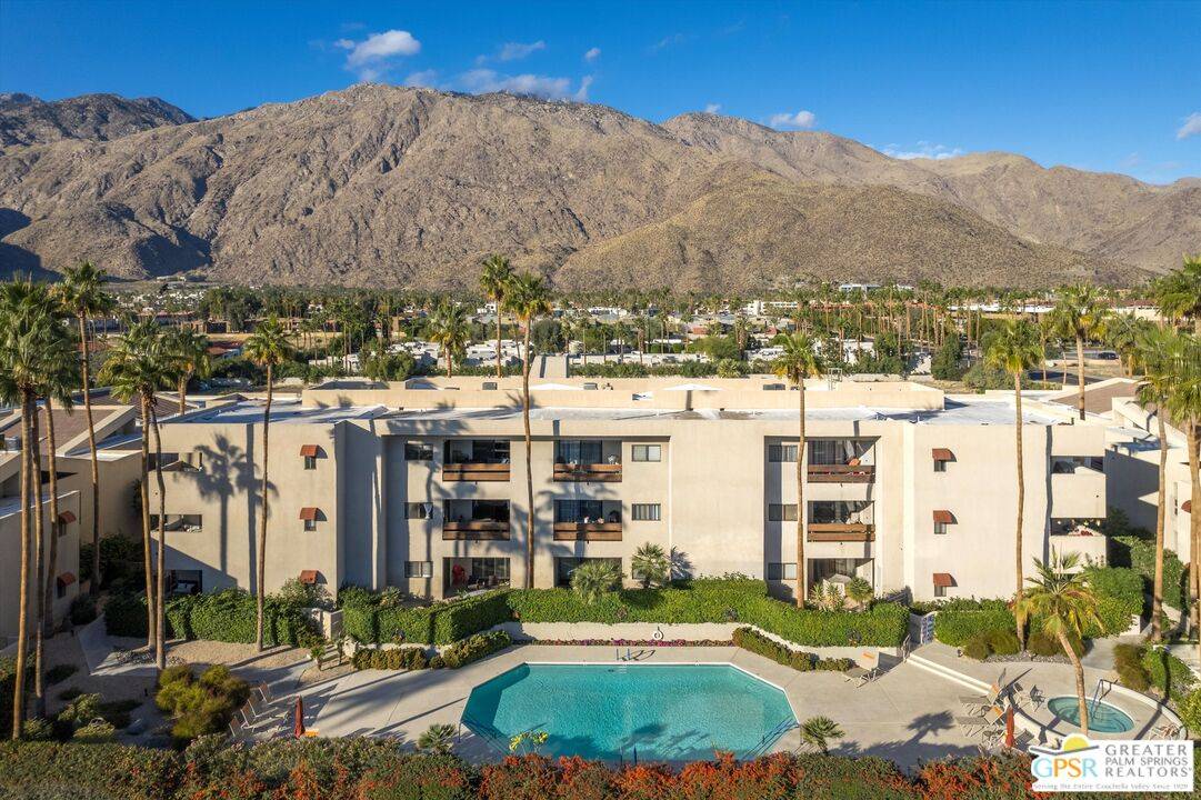 Palm Springs, CA 92262,255 S Avenida Caballeros #308