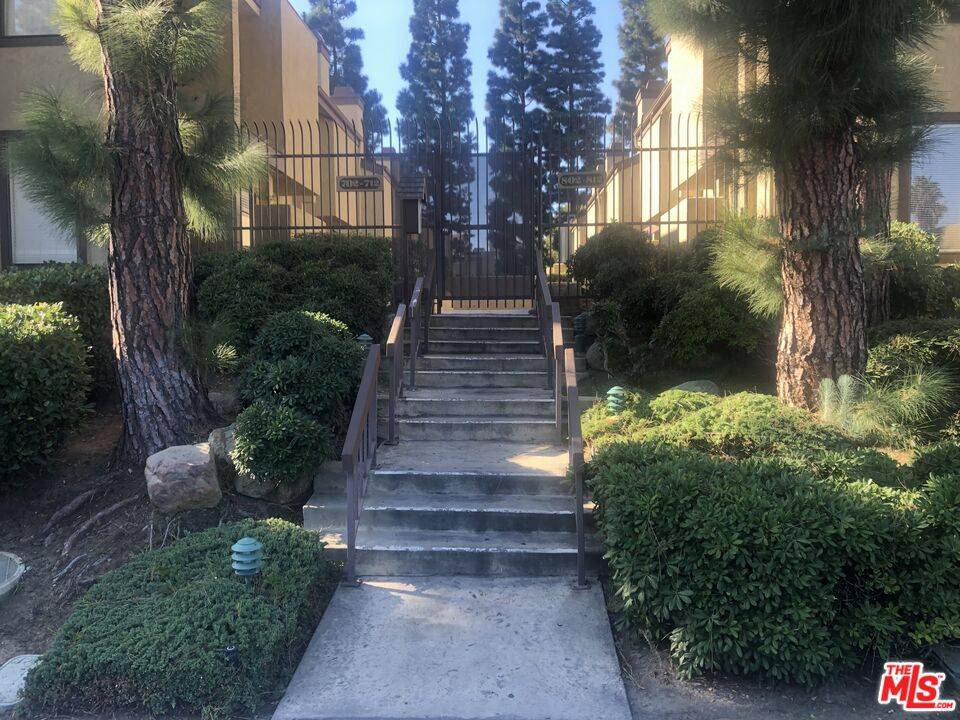 Carson, CA 90746,849 E Victoria St #810