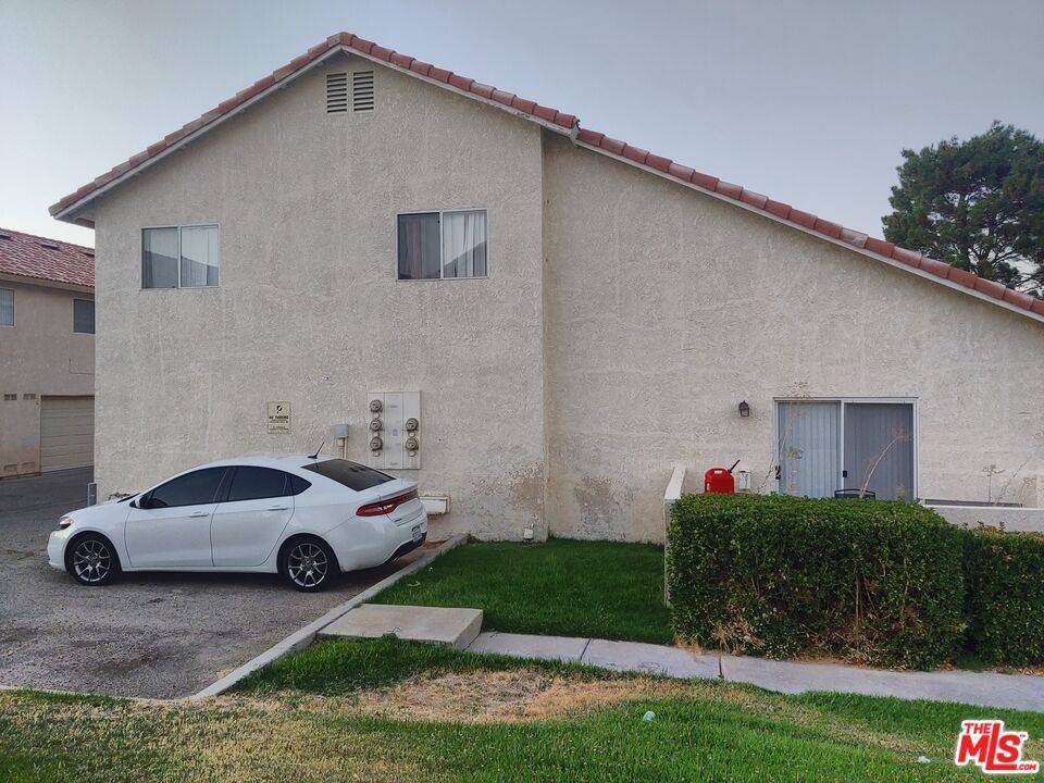 Lancaster, CA 93535,1628 Cactus Dr