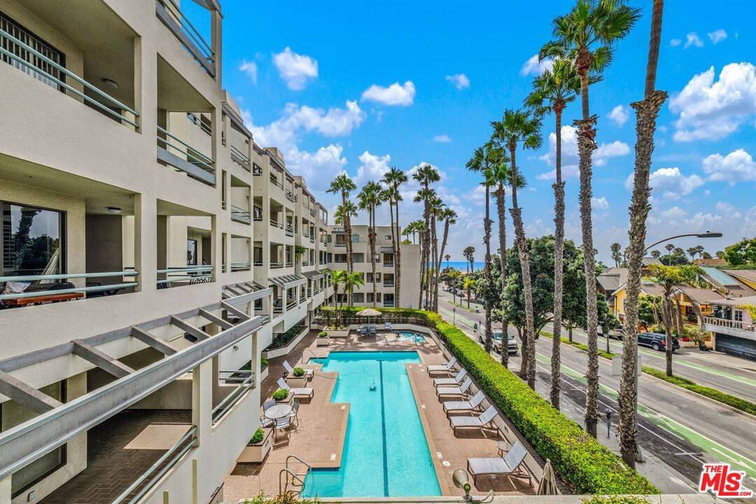 Santa Monica, CA 90405,122 Ocean Park Blvd #411