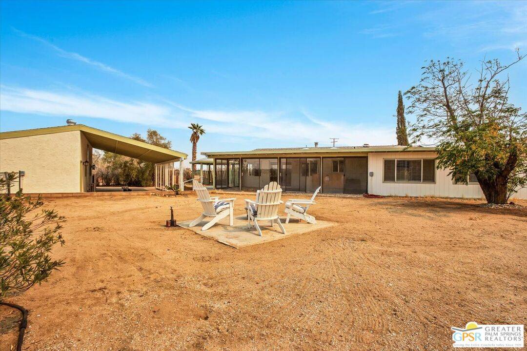 Joshua Tree, CA 92252,62282 Dennis Ave