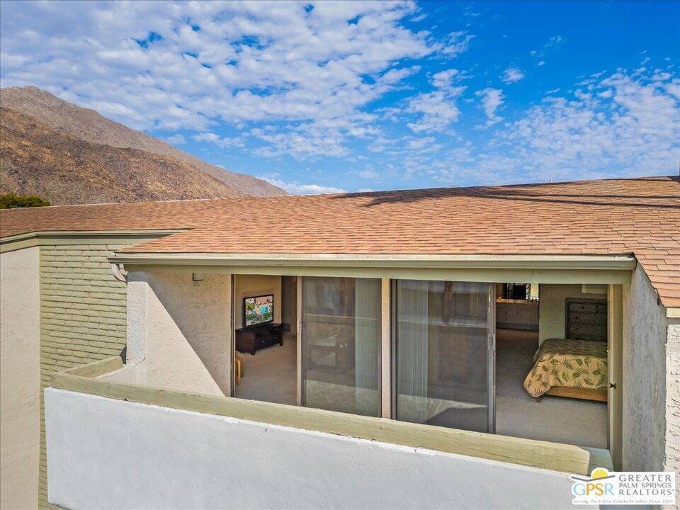 Palm Springs, CA 92264,251 E La Verne Way #J