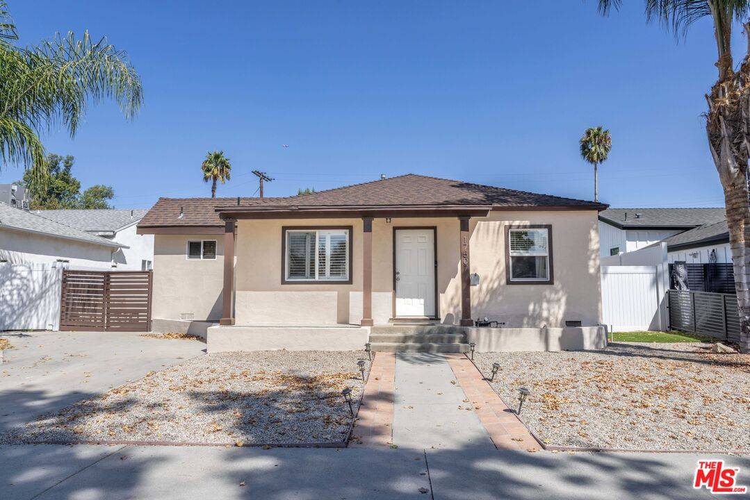 Encino, CA 91316,17507 Emelita St