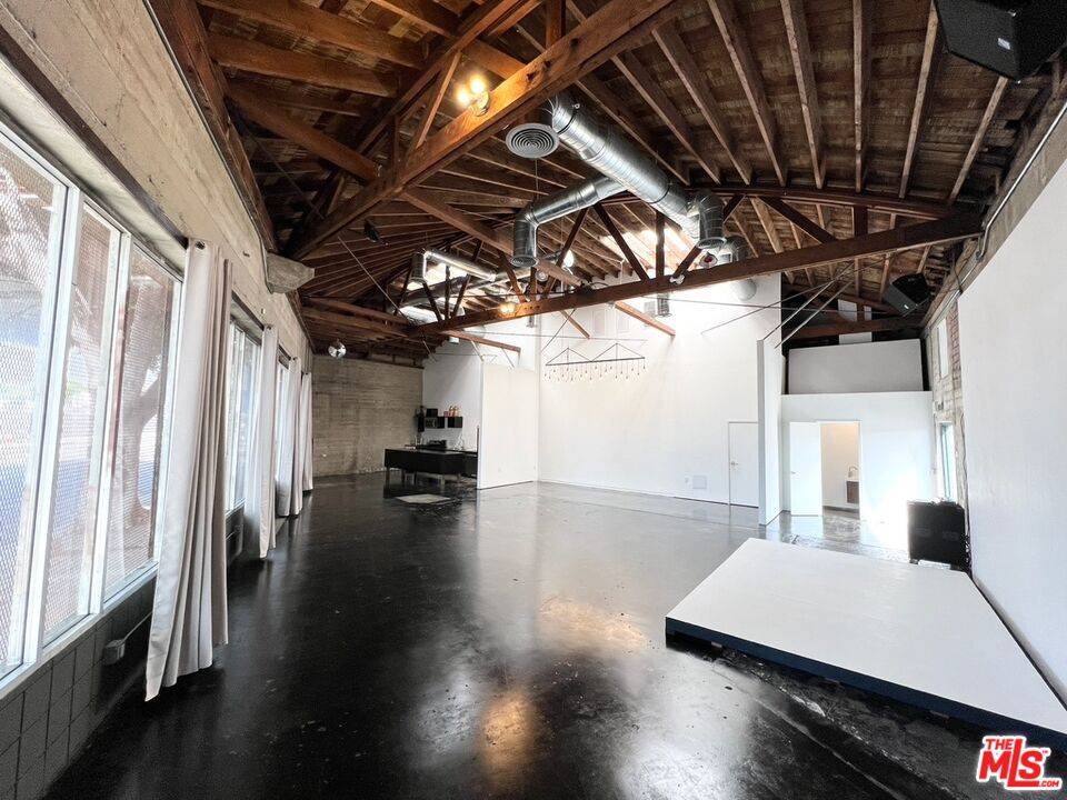 Los Angeles, CA 90031,1815 N Main St