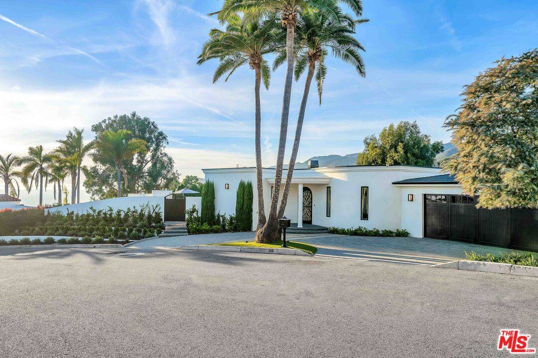 Pacific Palisades, CA 90272,350 Bellino Dr