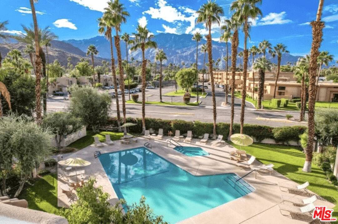 Palm Springs, CA 92264,2700 Lawrence Crossley Rd #105