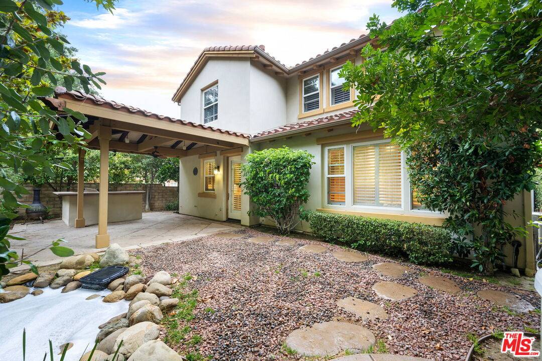 Calabasas, CA 91302,4558 Cielo Cir