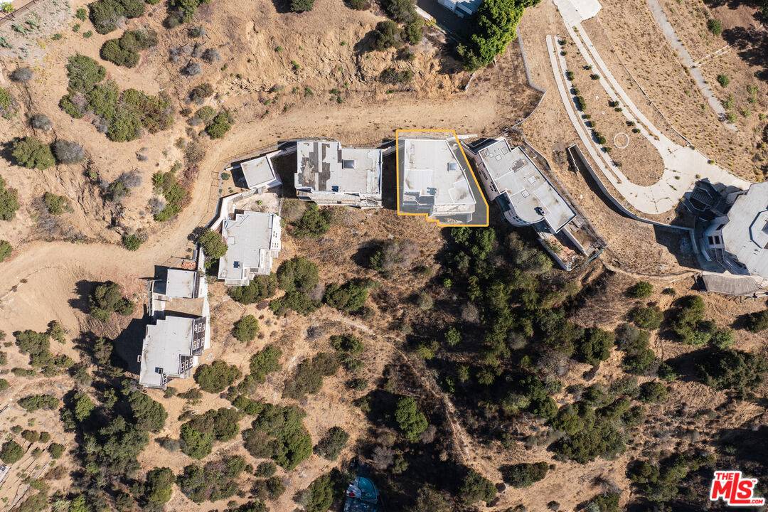Los Angeles, CA 90046,2509 Woodstock Rd