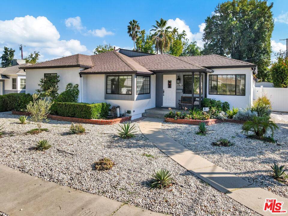 Tarzana, CA 91335,18424 Domino St