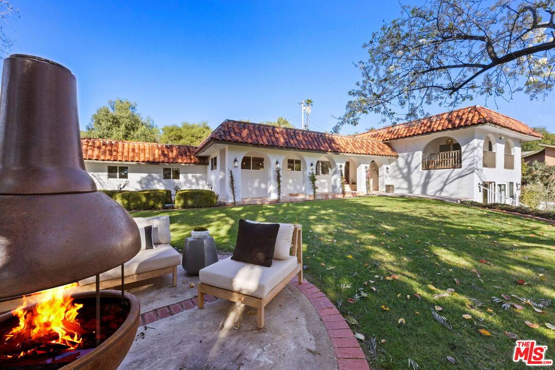 Ojai, CA 93023,431 Montana Cir