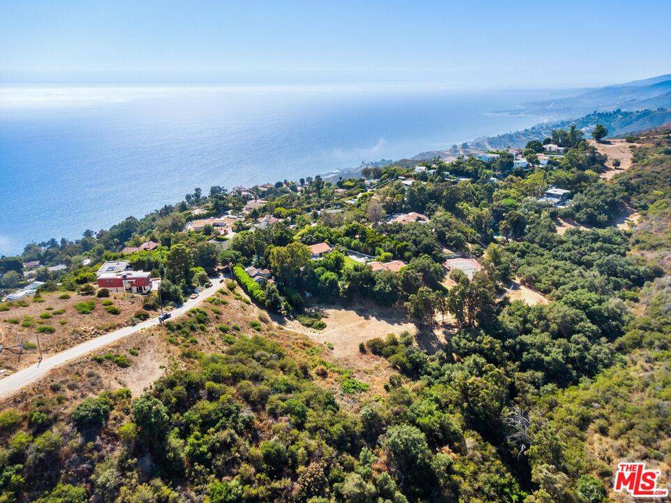 Malibu, CA 90265,20711 Rockcroft Dr