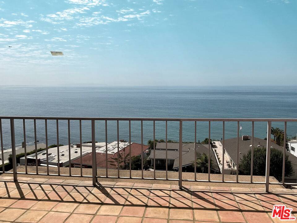 Malibu, CA 90265,18203 Coastline Dr #8