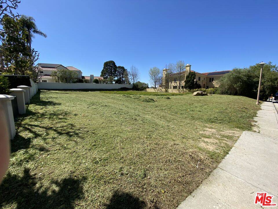 Pacific Palisades, CA 90272,1141 Cumbre Alta Ct