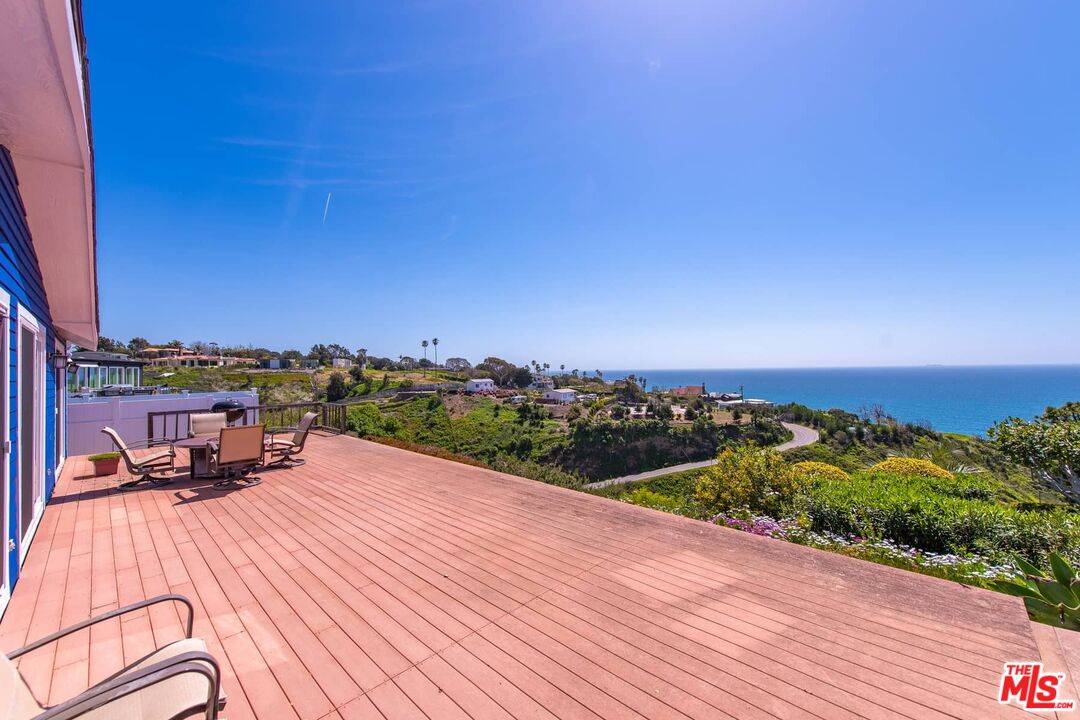 Malibu, CA 90265,29500 Heathercliff Rd #122