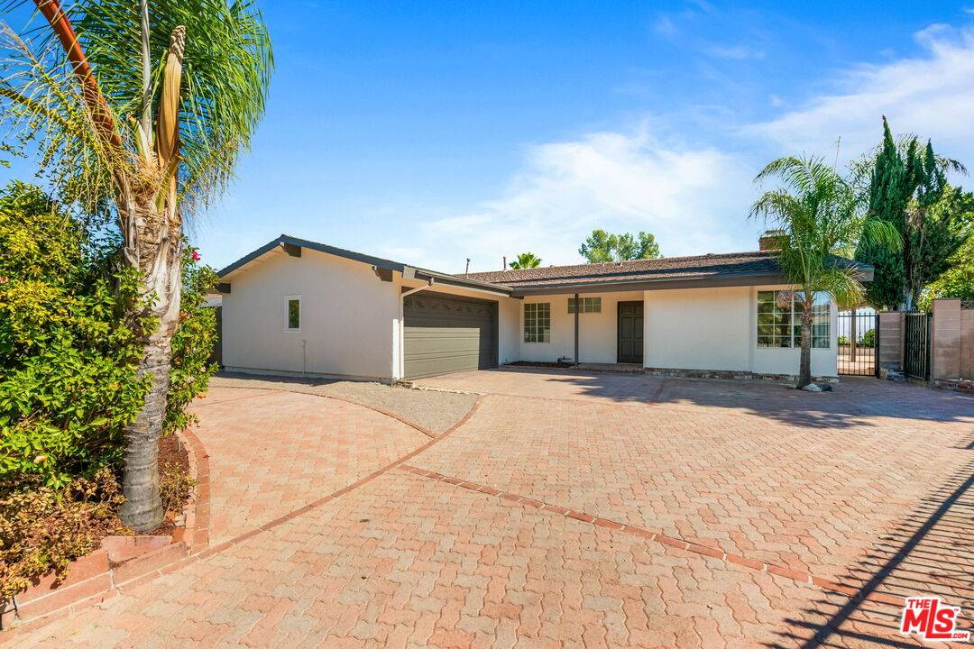 Granada Hills, CA 91344,11824 Wish Ave