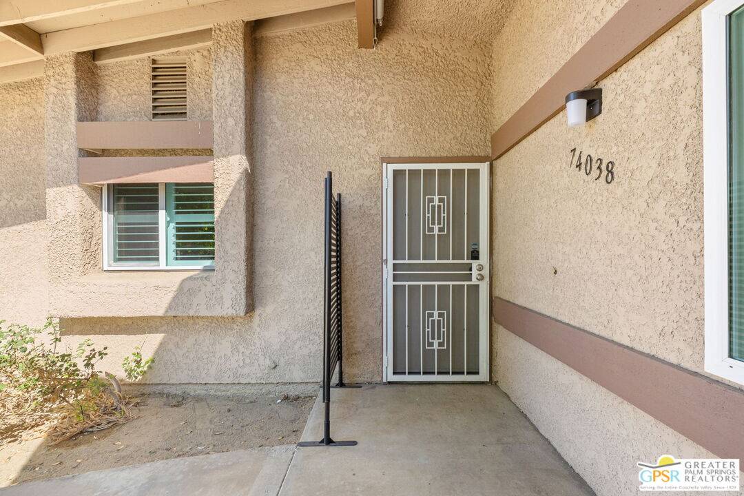 Palm Desert, CA 92260,74038 Catalina Way