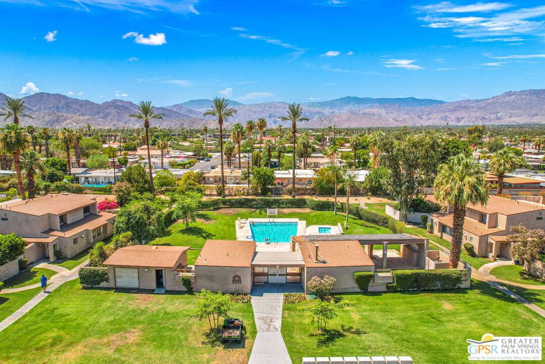 Palm Desert, CA 92260,74038 Catalina Way