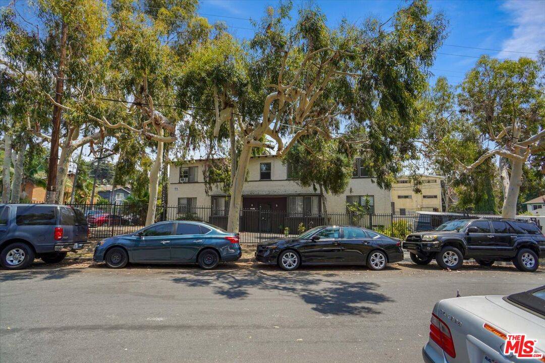 Los Angeles, CA 90042,311 S Avenue 59