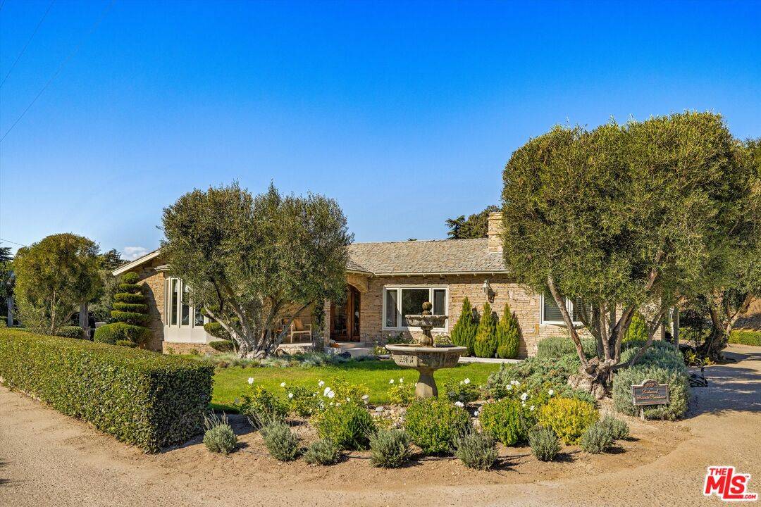 Solvang, CA 93463,959 E Highway 246