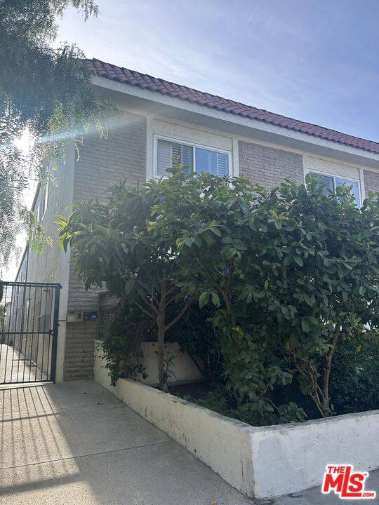 Santa Monica, CA 90404,1532 Berkeley St #4