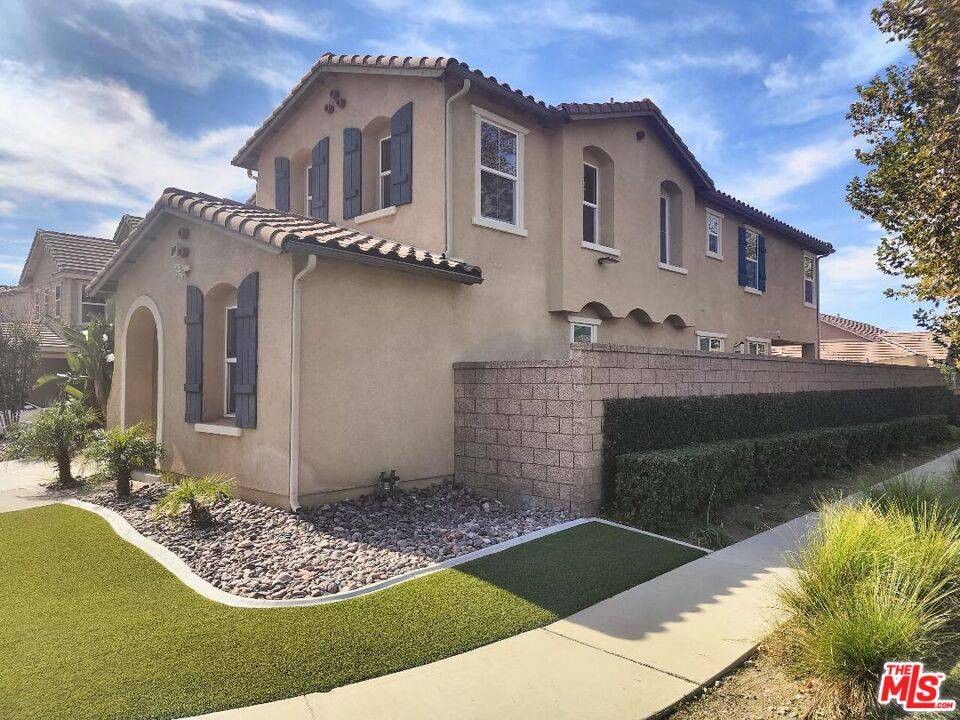 Fontana, CA 92336,5406 Padua Way