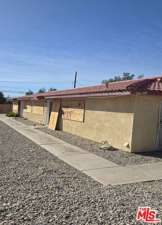 Desert Hot Springs, CA 92240,66337 7th St