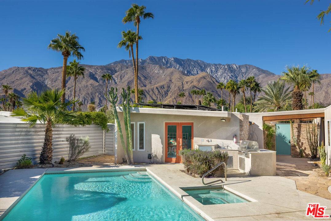 Palm Springs, CA 92262,2168 Jacques Dr