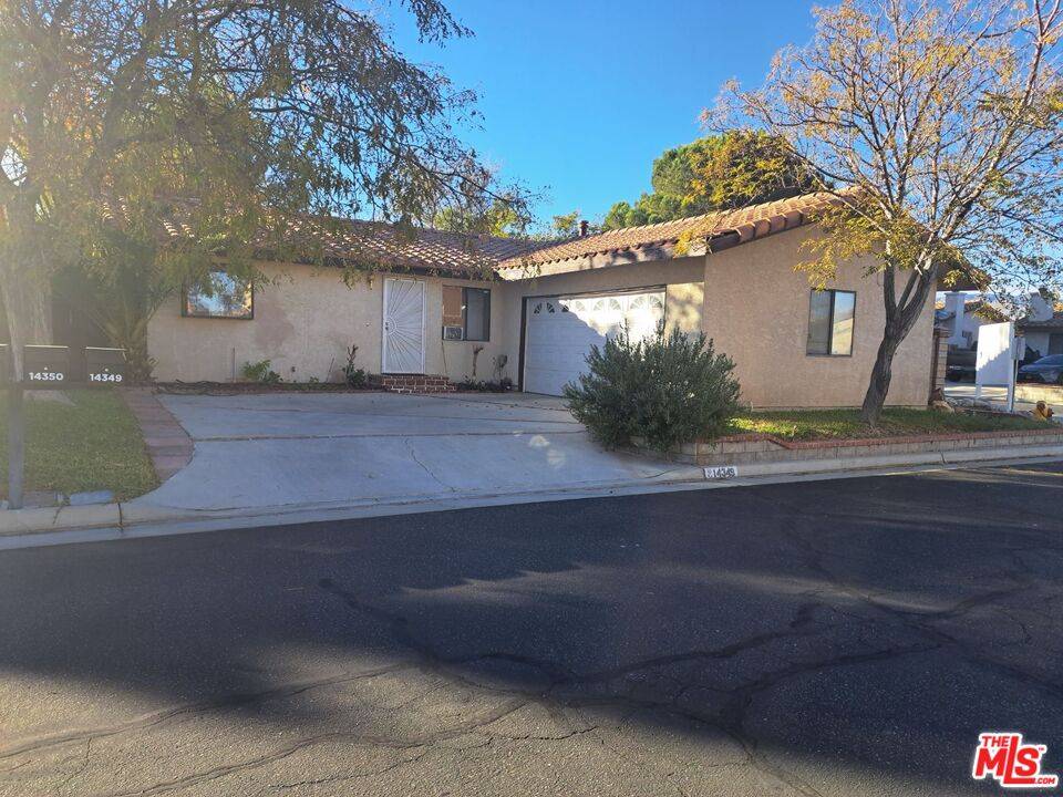 Mojave, CA 93501,14349 Somerset Dr