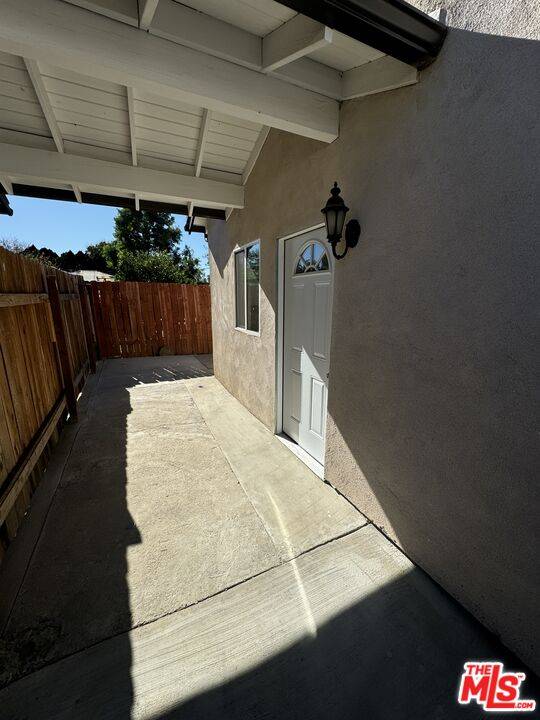 Northridge, CA 91325,7707 Louise Ave #7705