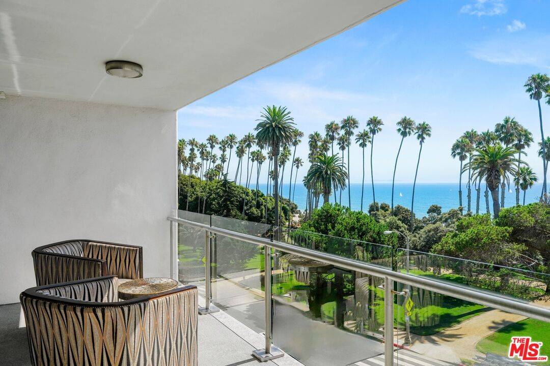 Santa Monica, CA 90402,535 Ocean Ave #5A