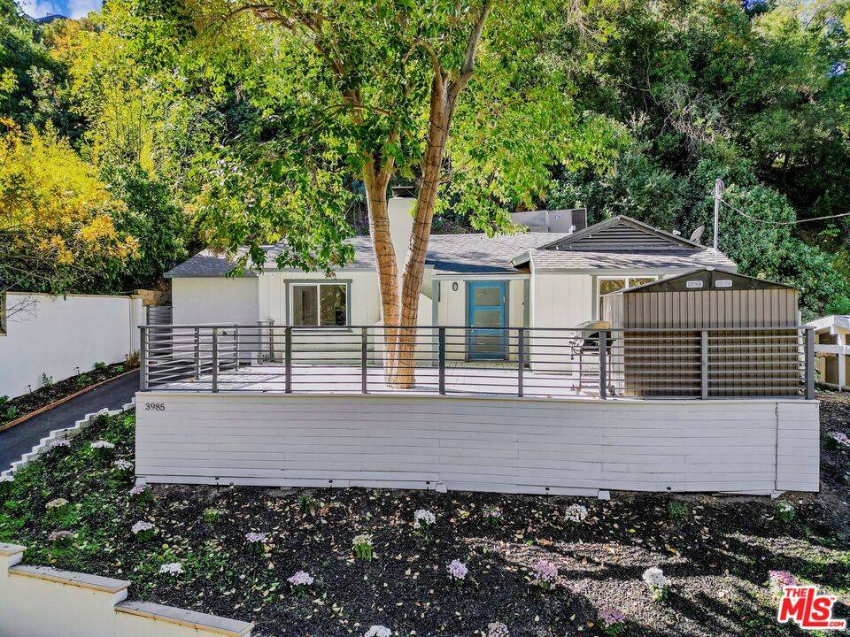 Studio City, CA 91604,3985 Alta Mesa Dr