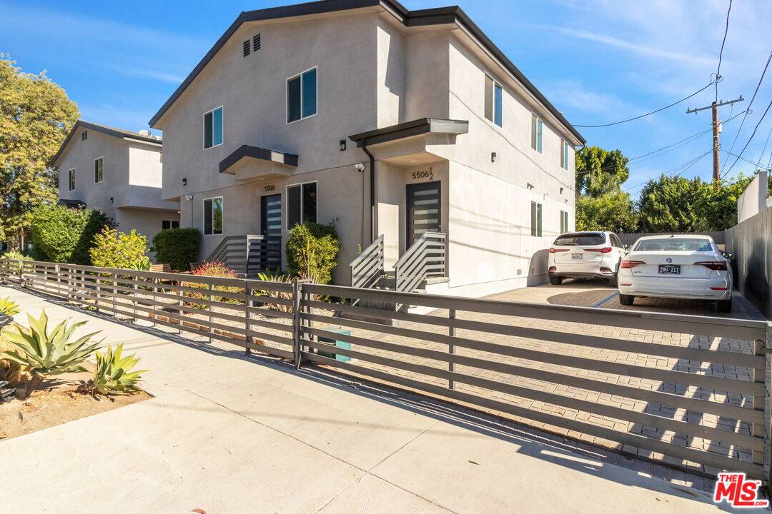 North Hollywood, CA 91601,5508 Camellia Ave