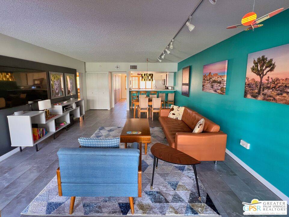 Palm Springs, CA 92262,277 E Alejo Rd #123